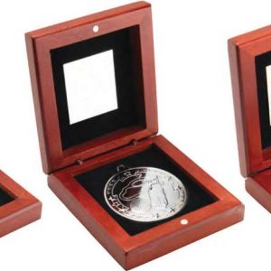 ROSEWOOD BOX AND 50mm MEDAL GOLF TROPHY